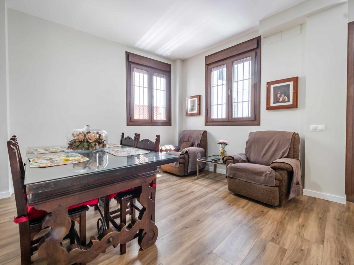 2 Bedrooms 2 Bathrooms - Triana- Севілья Екстер'єр фото