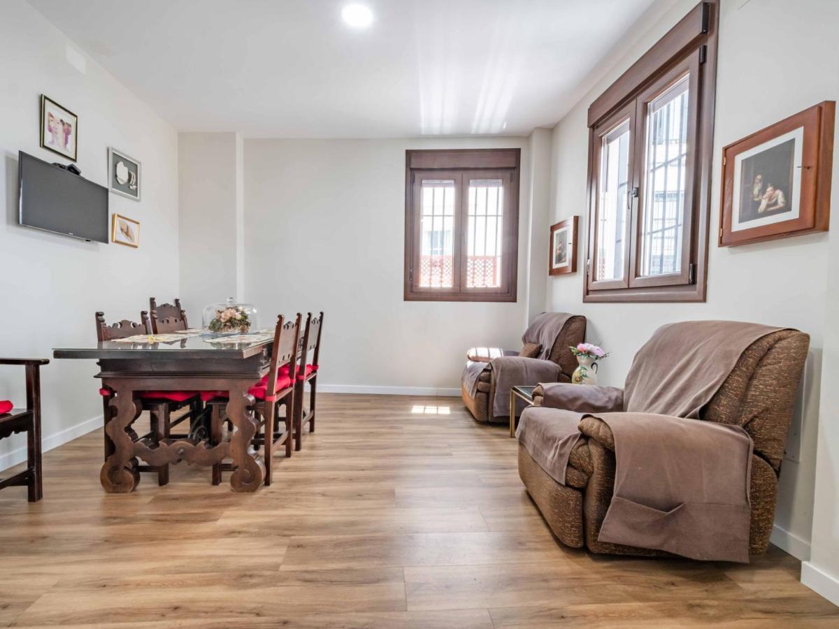2 Bedrooms 2 Bathrooms - Triana- Севілья Екстер'єр фото
